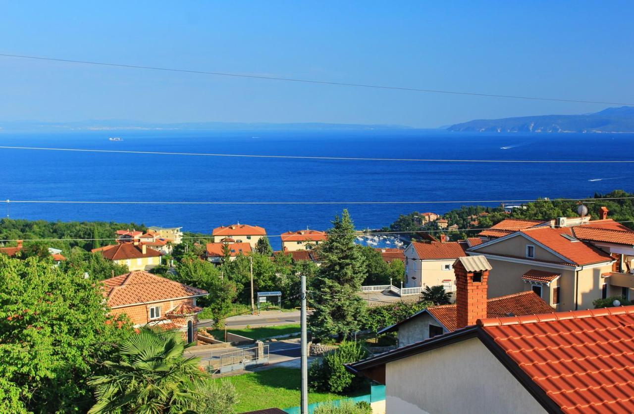 Apartments Anna Ичичи Экстерьер фото